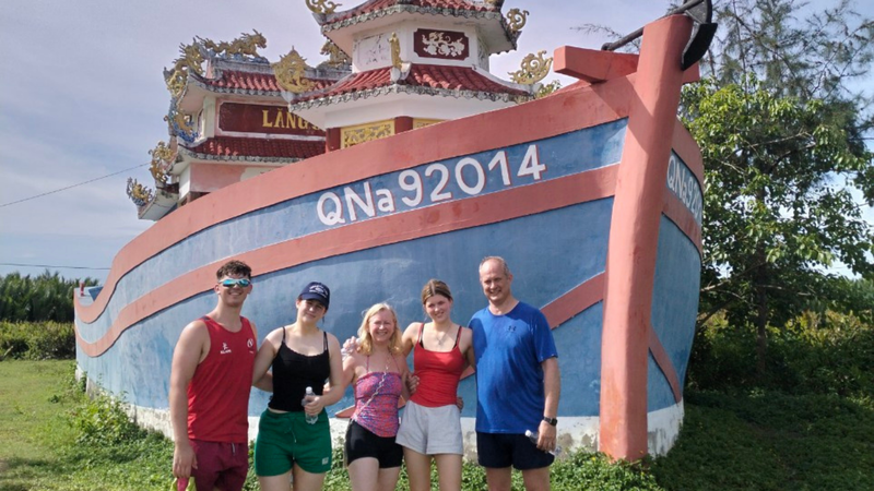 Rowing Sup/Kayak from the Coconut forest to the Craft village (9)